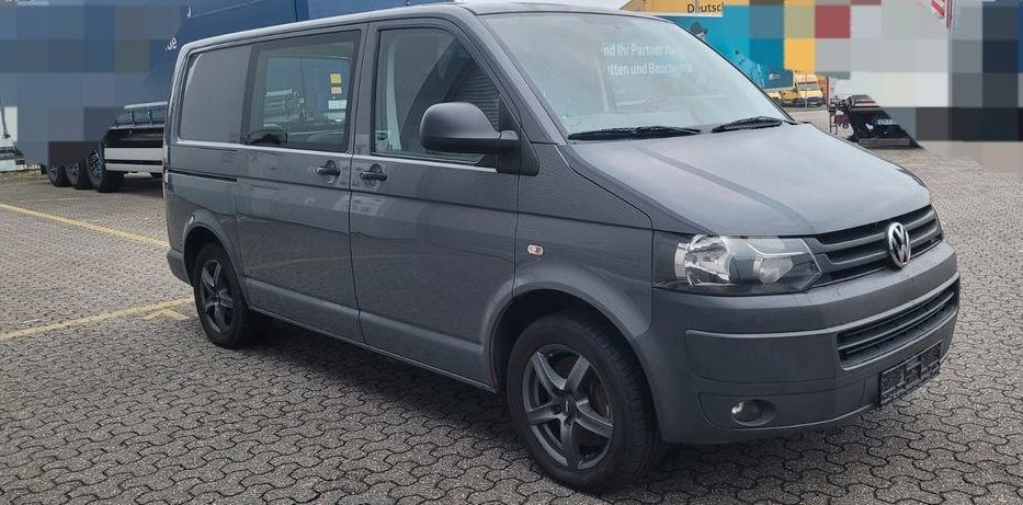 Продам Volkswagen T5 (Transporter) пасс. 2008 года в Запорожье