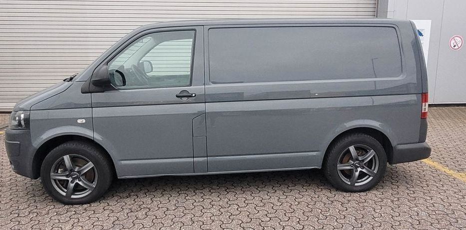 Продам Volkswagen T5 (Transporter) пасс. 2008 года в Запорожье
