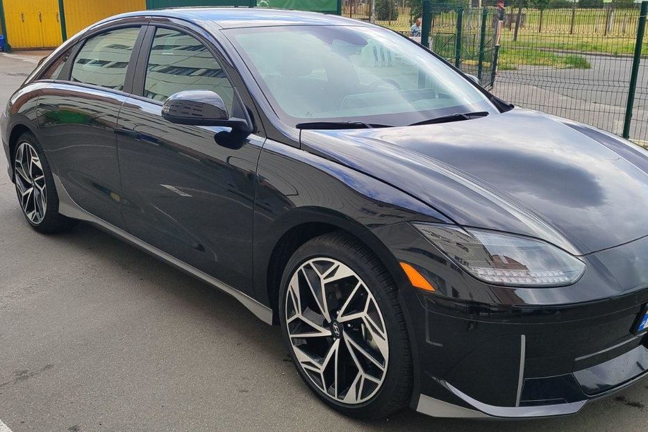 Продам Hyundai Ioniq Ioniq 6 SEL 2023 года в Киеве