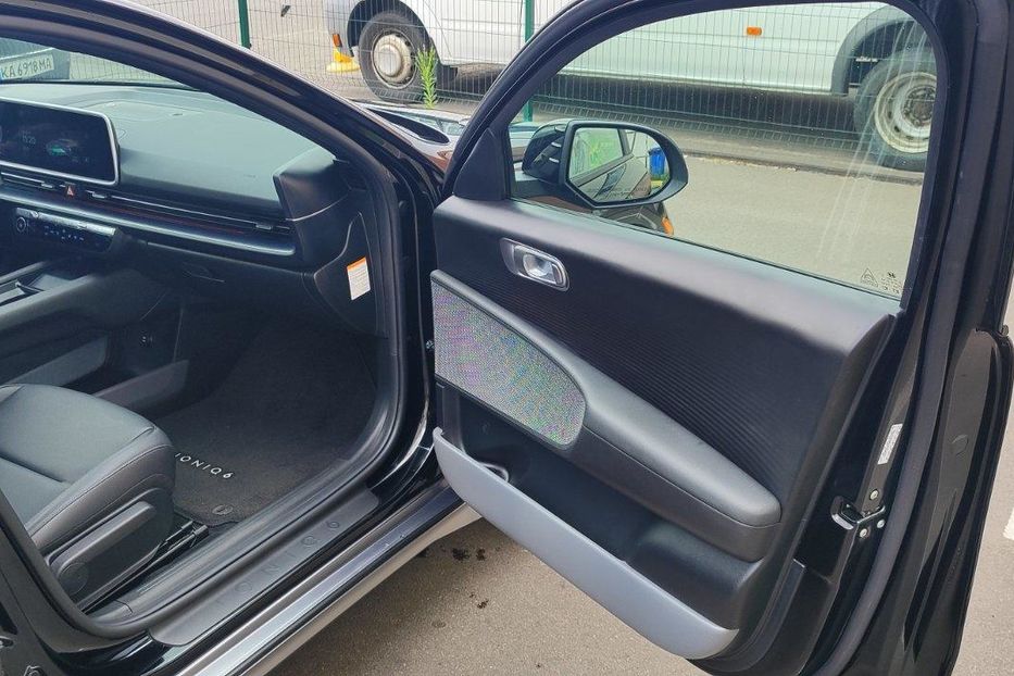 Продам Hyundai Ioniq Ioniq 6 SEL 2023 года в Киеве