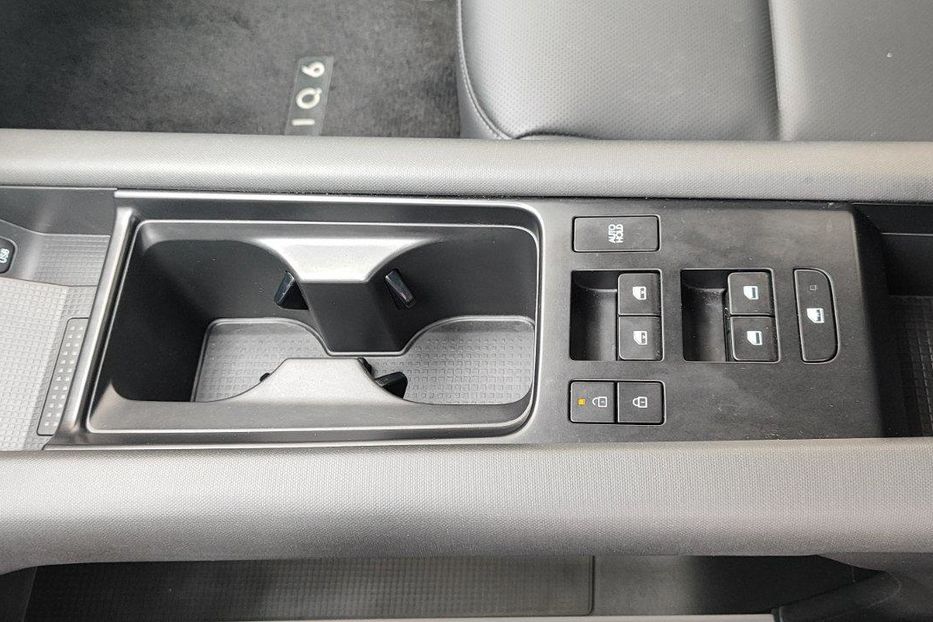 Продам Hyundai Ioniq Ioniq 6 SEL 2023 года в Киеве