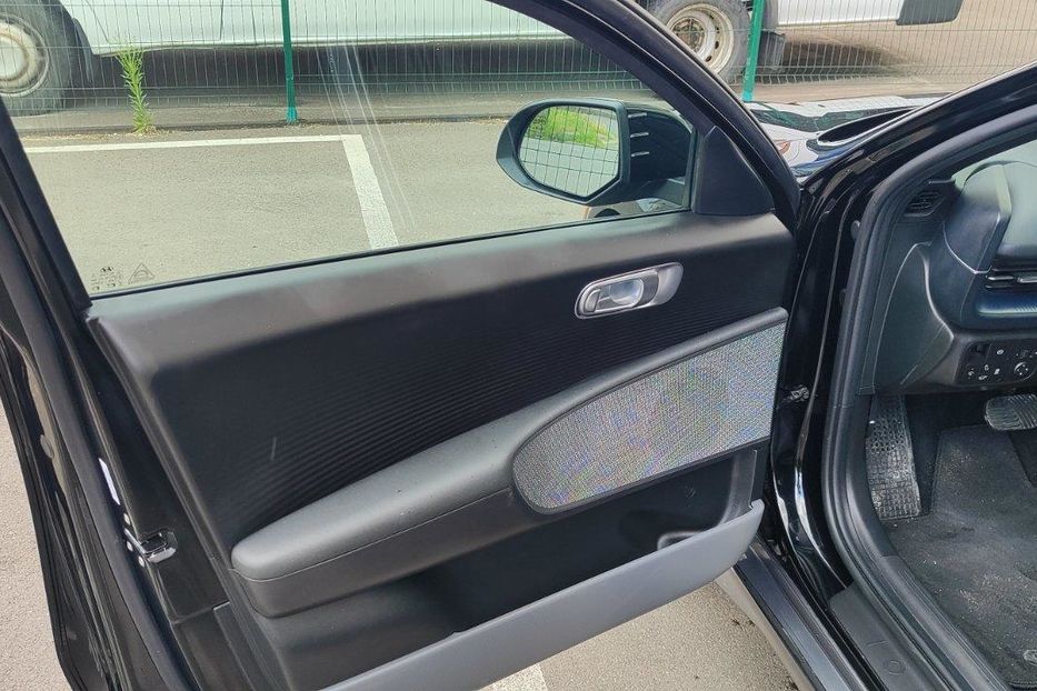Продам Hyundai Ioniq Ioniq 6 SEL 2023 года в Киеве