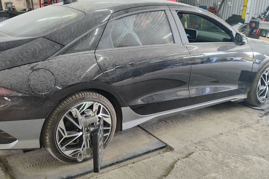 Продам Hyundai Ioniq Ioniq 6 SEL 2023 года в Киеве