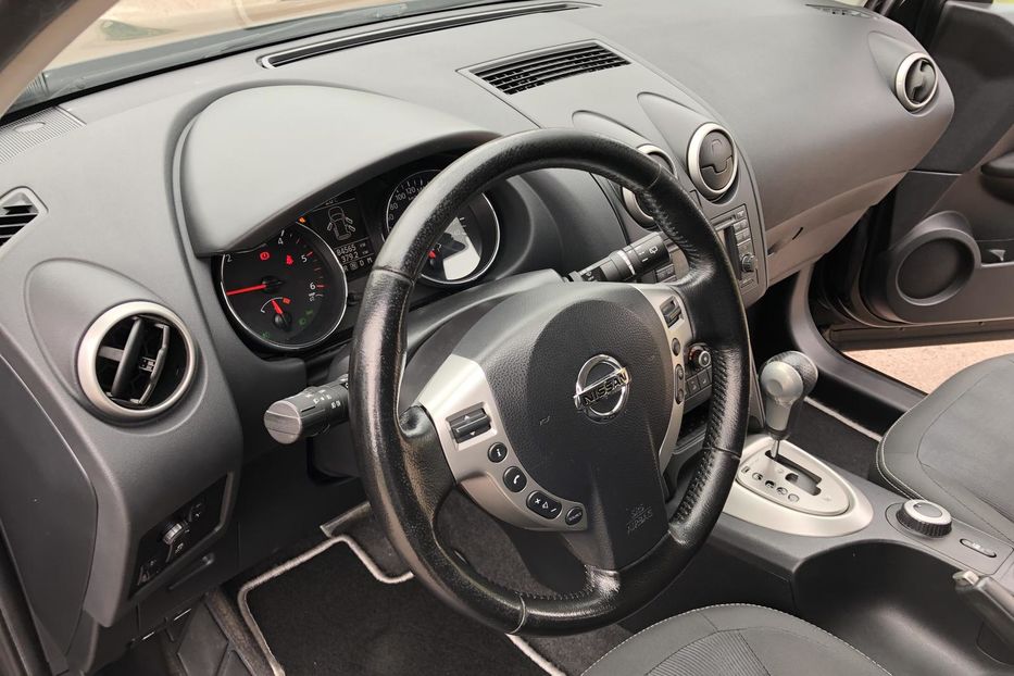 Продам Nissan Qashqai 2012 года в г. Коростень, Житомирская область
