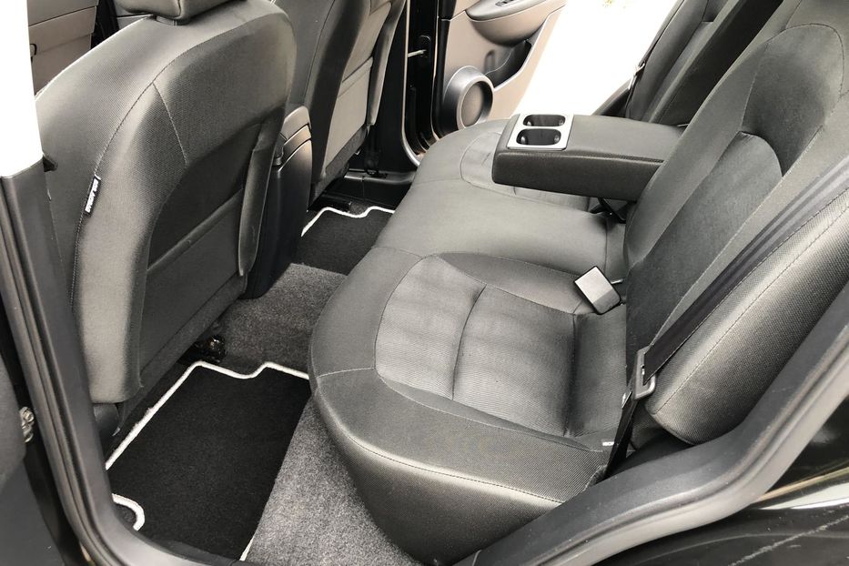 Продам Nissan Qashqai 2012 года в г. Коростень, Житомирская область