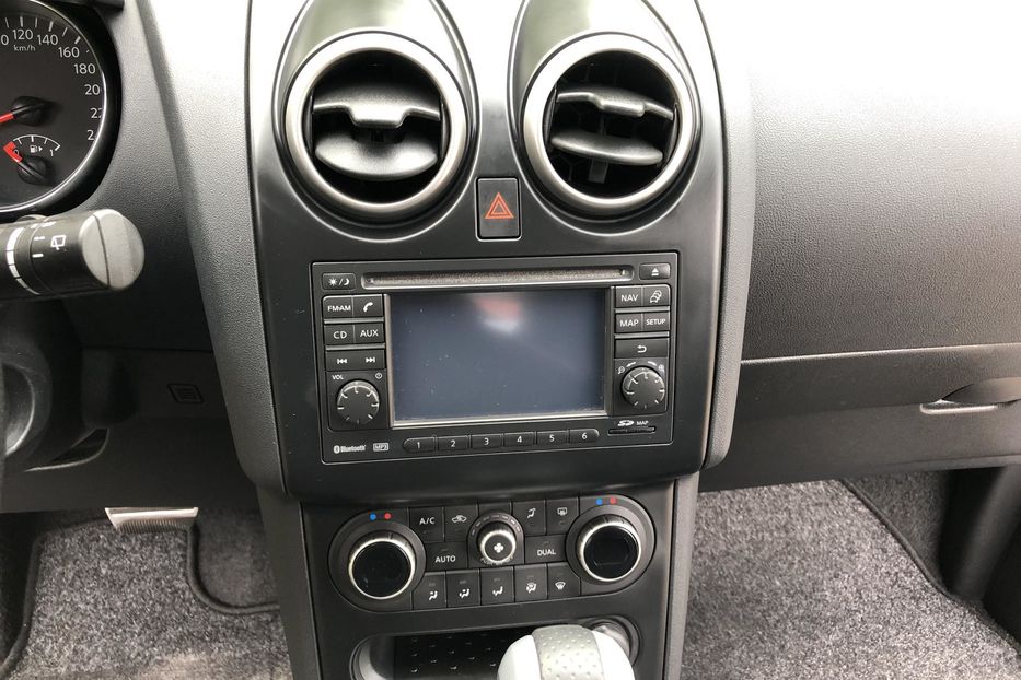 Продам Nissan Qashqai 2012 года в г. Коростень, Житомирская область