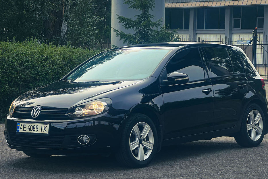 Продам Volkswagen Golf  VI 2012 года в Киеве