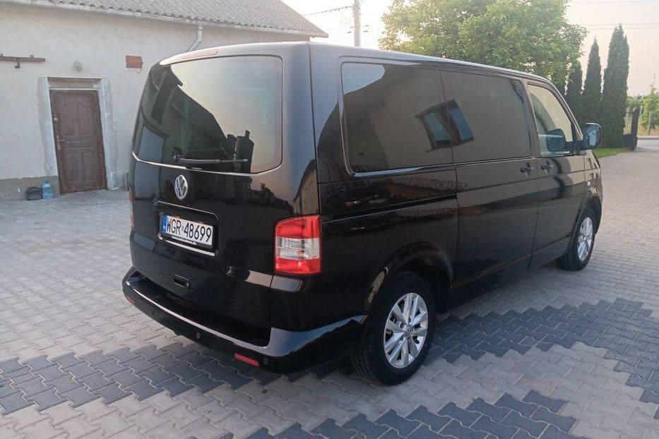 Продам Volkswagen T5 (Transporter) пасс. 2005 года в г. Кривое Озеро, Николаевская область