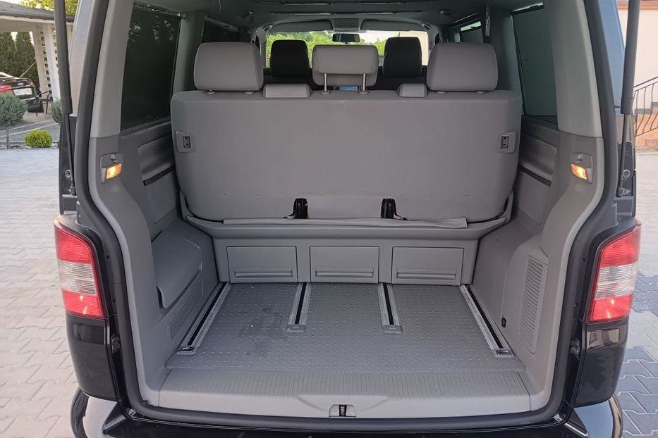 Продам Volkswagen T5 (Transporter) пасс. 2005 года в г. Кривое Озеро, Николаевская область