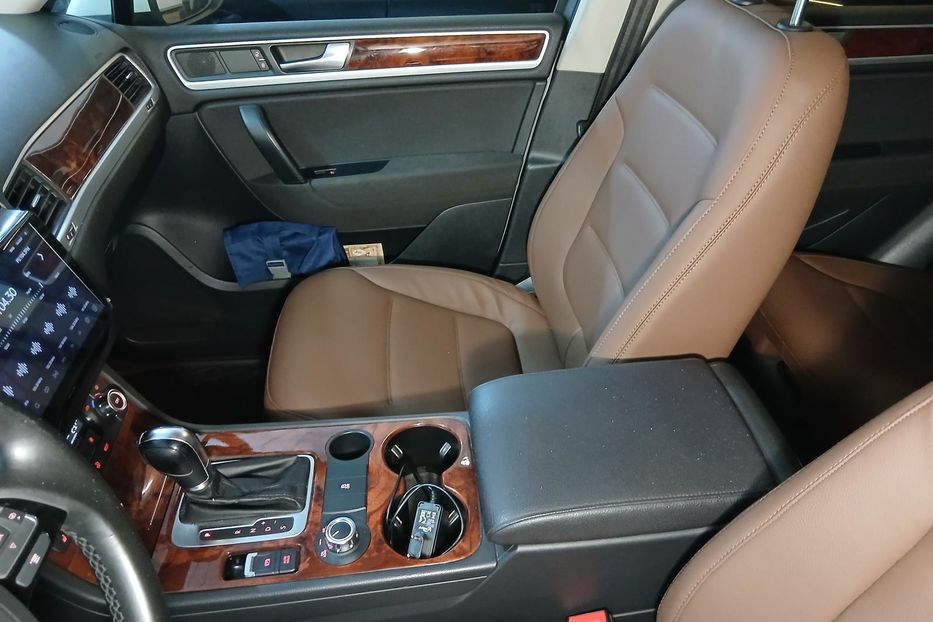 Продам Volkswagen Touareg LIFE+ 2012 года в Одессе