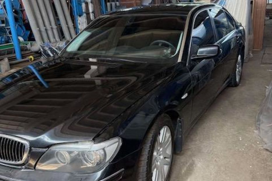 Продам BMW 750 Li 2005 года в Херсоне