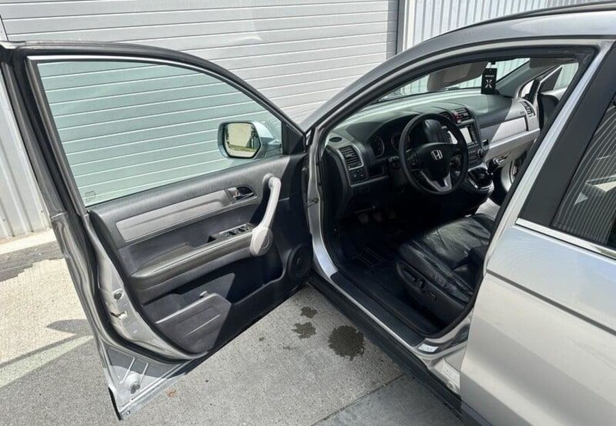 Продам Honda CR-V 2007 года в Харькове