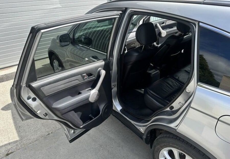 Продам Honda CR-V 2007 года в Харькове