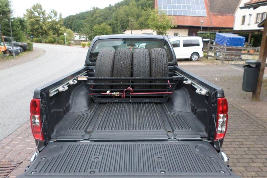 Продам Nissan Navara 2010 года в г. Харцызск, Донецкая область