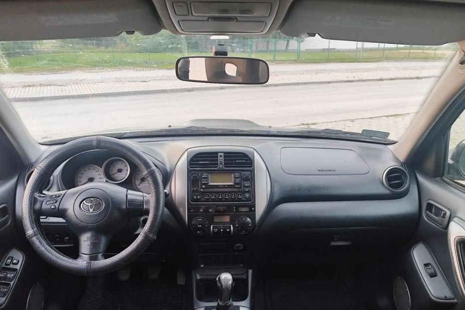 Продам Toyota Rav 4 2003 года в Киеве