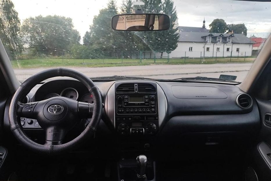 Продам Toyota Rav 4 2003 года в Киеве