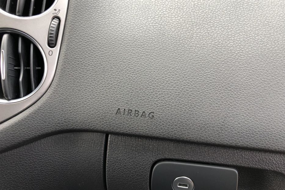 Продам Volkswagen Tiguan 2011 года в г. Коростень, Житомирская область