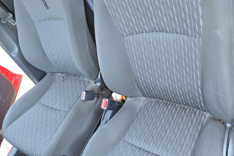 Продам Toyota Yaris 2012 года в Одессе
