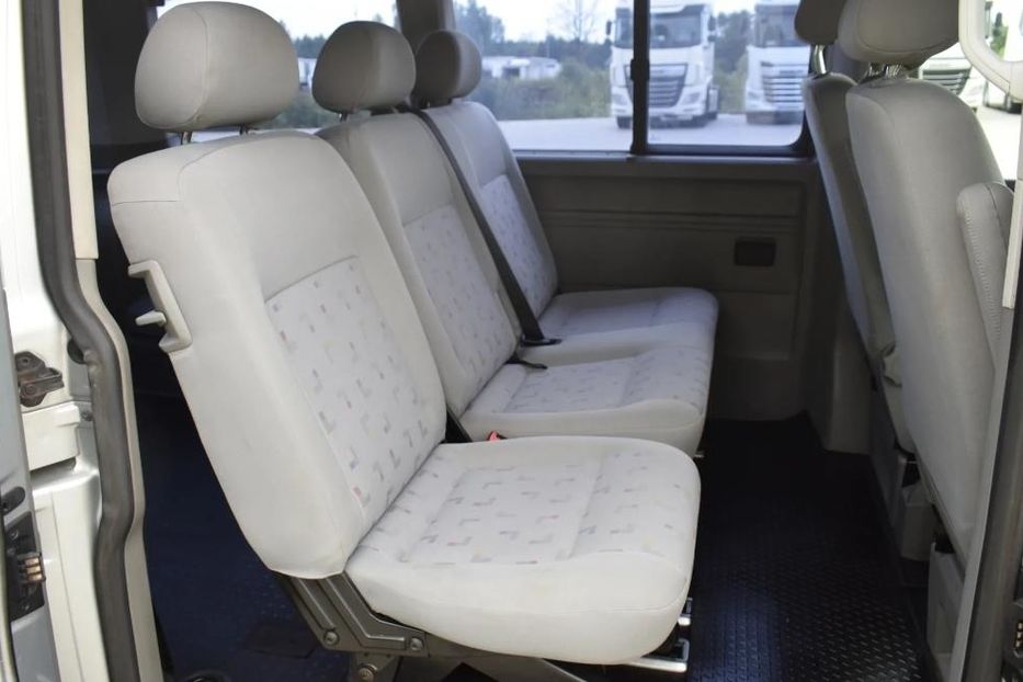 Продам Volkswagen T5 (Transporter) пасс. 2006 года в Харькове