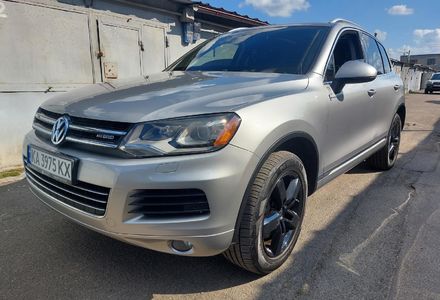 Продам Volkswagen Touareg Гибрид 2011 года в Киеве