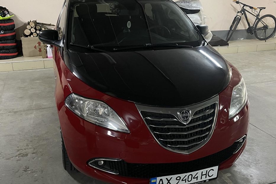 Продам Lancia Ypsilon 2012 года в Харькове