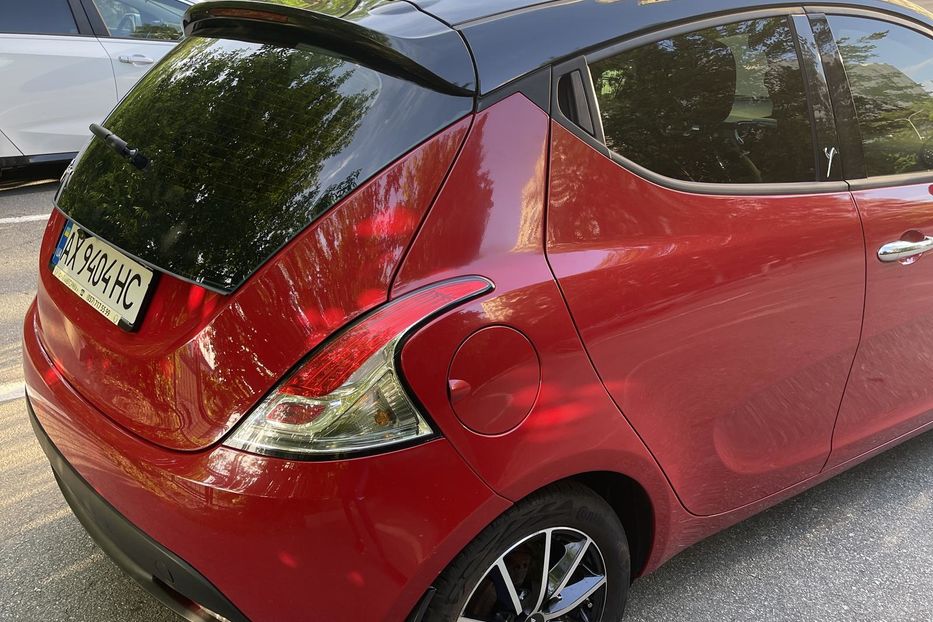 Продам Lancia Ypsilon 2012 года в Харькове