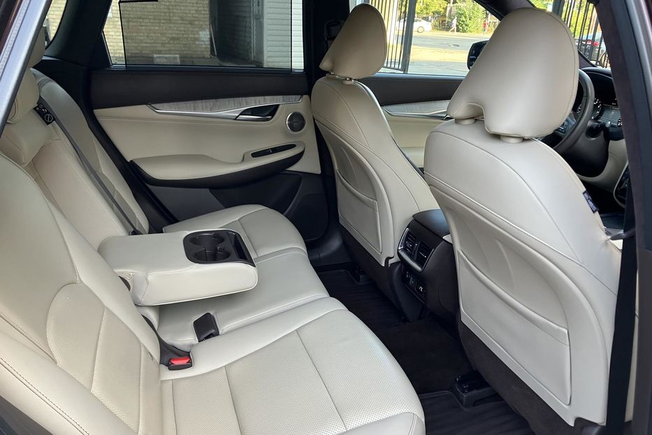 Продам Infiniti QX50 2020 года в Киеве