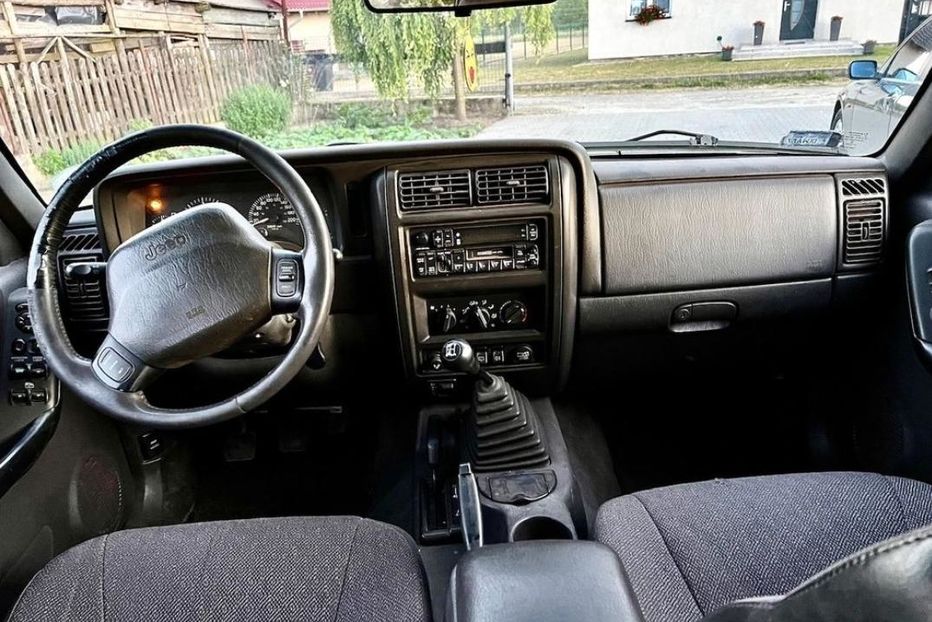 Продам Jeep Cherokee 2000 года в Виннице