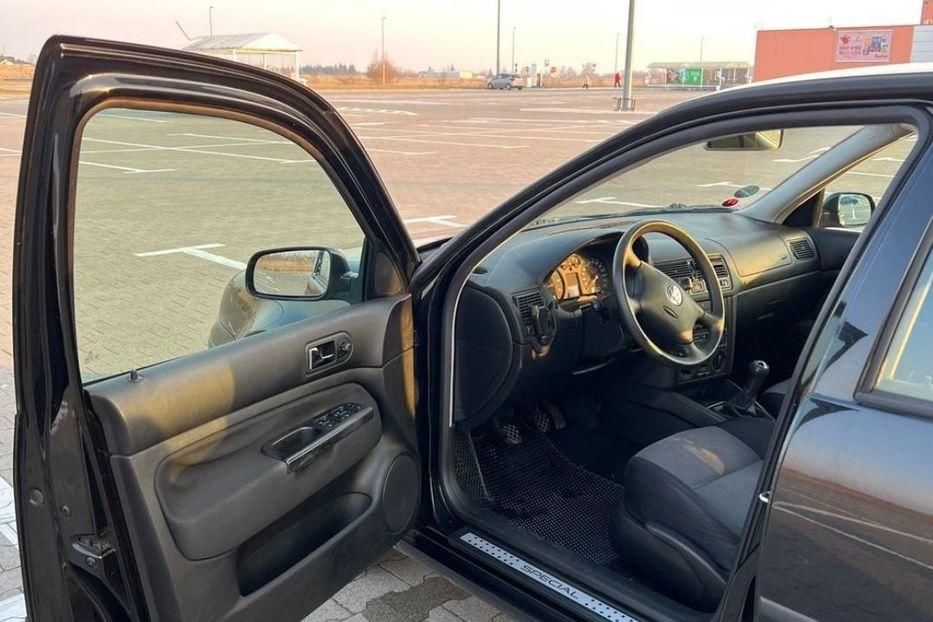 Продам Volkswagen Golf  VI 2003 года в Днепре
