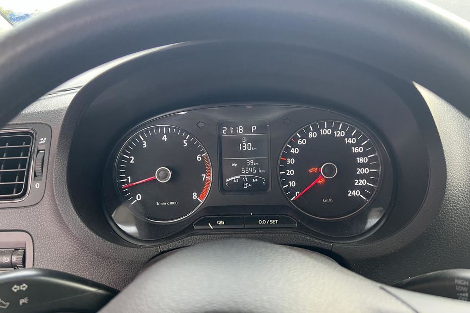 Продам Volkswagen Polo 2012 года в Черновцах