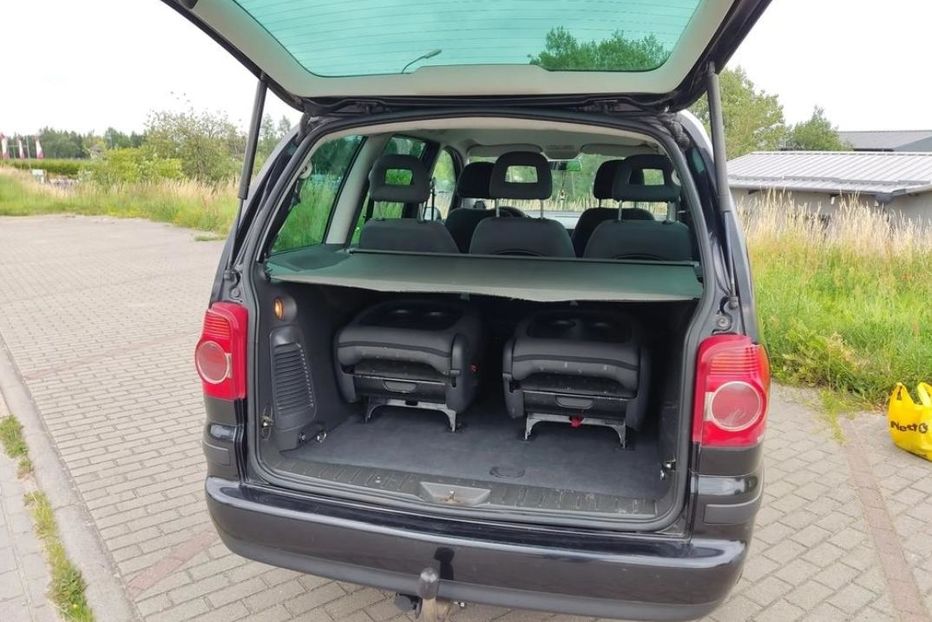 Продам Volkswagen Sharan 2004 года в Ивано-Франковске