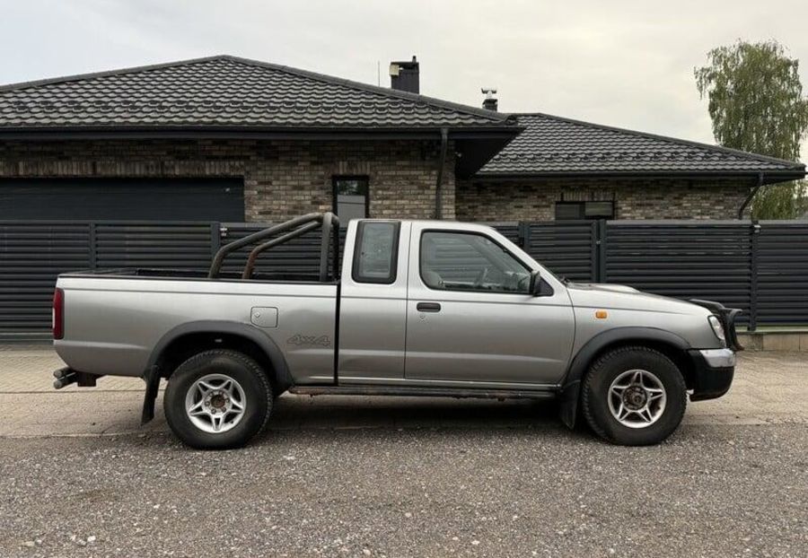 Продам Nissan King Cab 2000 года в Донецке