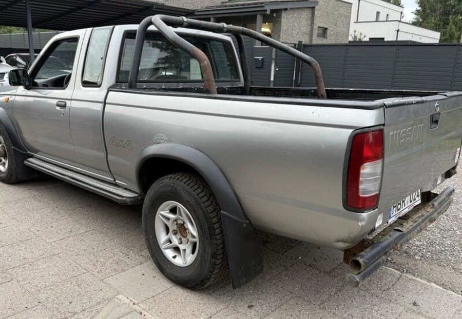 Продам Nissan King Cab 2000 года в Донецке