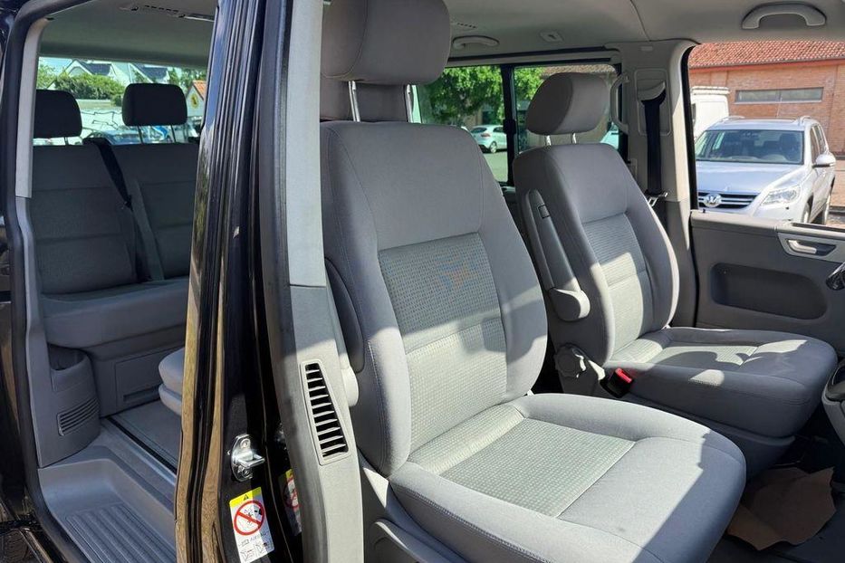 Продам Volkswagen T5 (Transporter) пасс. 2007 года в Одессе