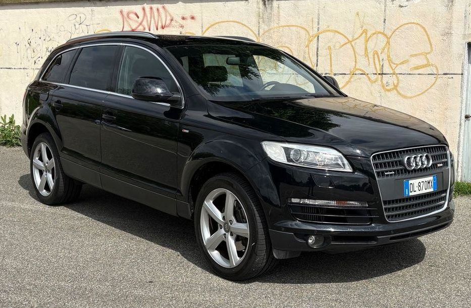 Продам Audi Q7 2008 года в Сумах