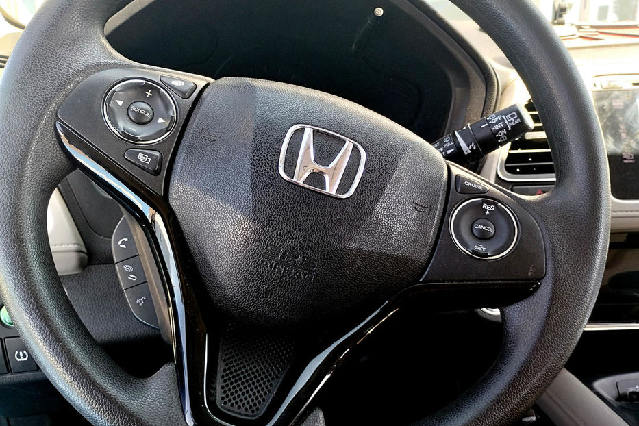 Продам Honda HR-V EX 2017 года в Львове