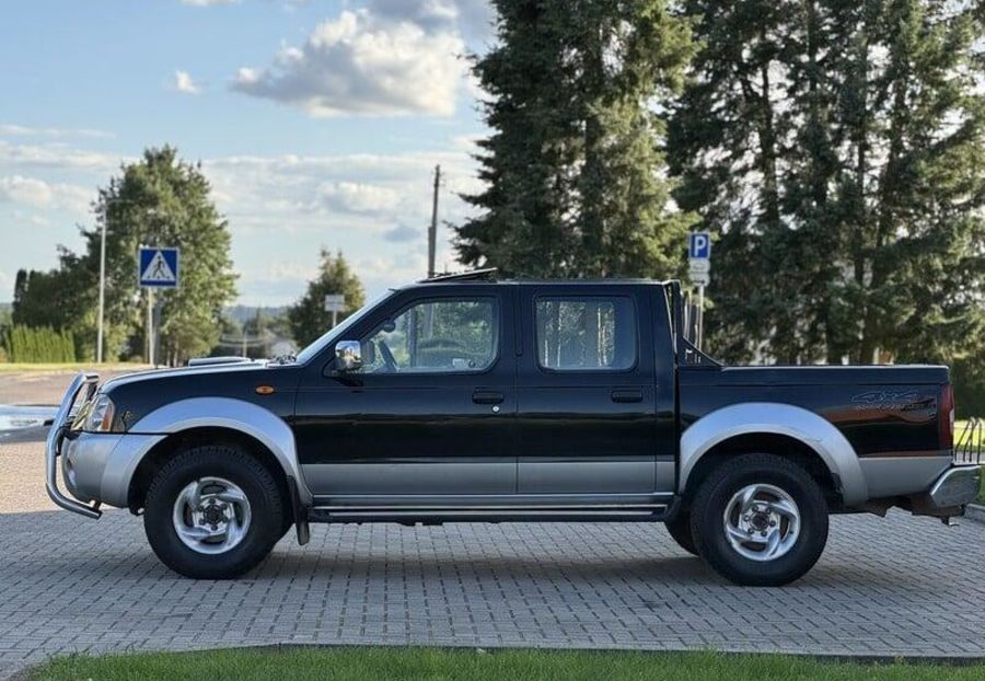 Продам Nissan Navara 2004 года в Сумах