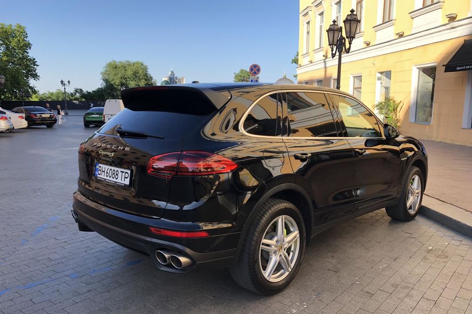 Продам Porsche Cayenne ОБСЛУЖЕННАЯ У ОФИЦИАЛОВ  2016 года в Одессе