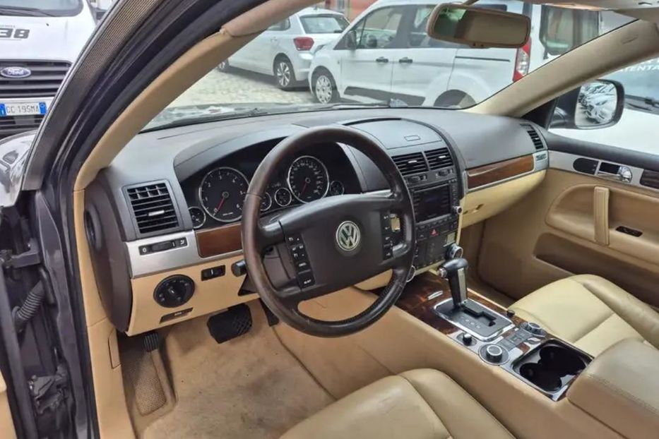 Продам Volkswagen Touareg 2007 года в г. Изюм, Харьковская область