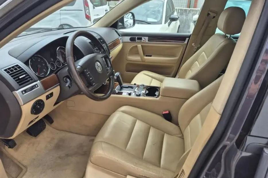 Продам Volkswagen Touareg 2007 года в г. Изюм, Харьковская область