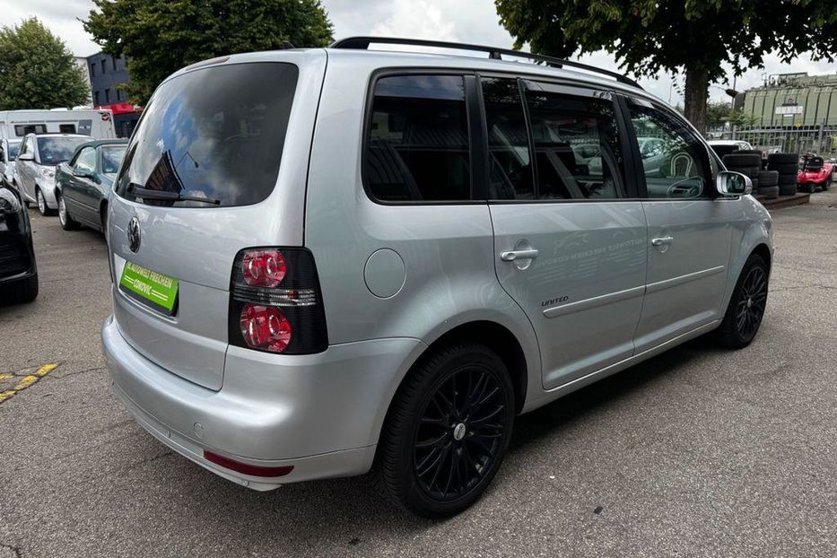 Продам Volkswagen Touran 2004 года в Одессе