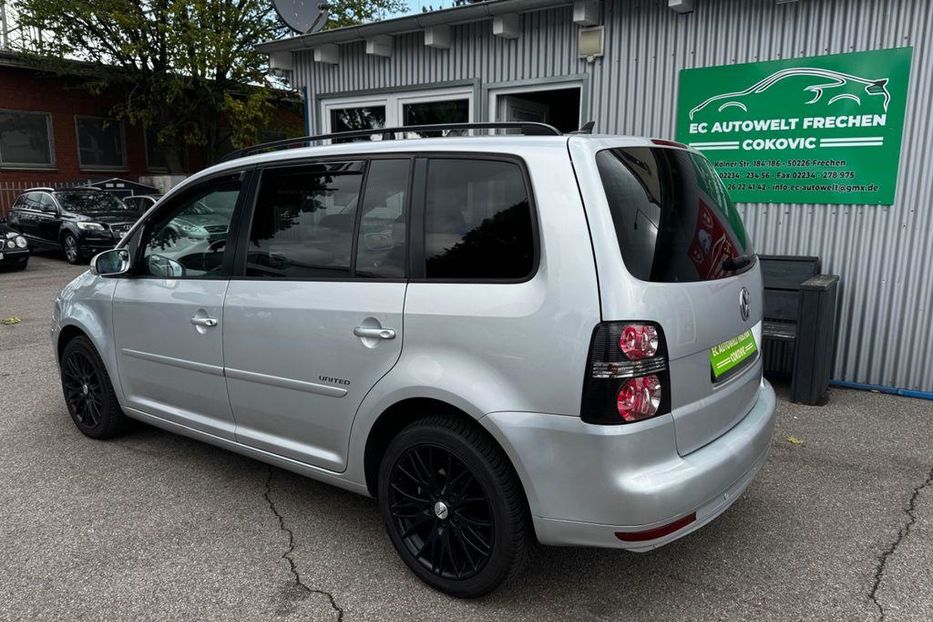 Продам Volkswagen Touran 2004 года в Одессе