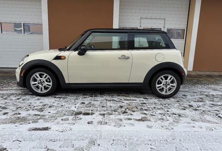 Продам MINI Cooper Передний привод  2013 года в Киеве
