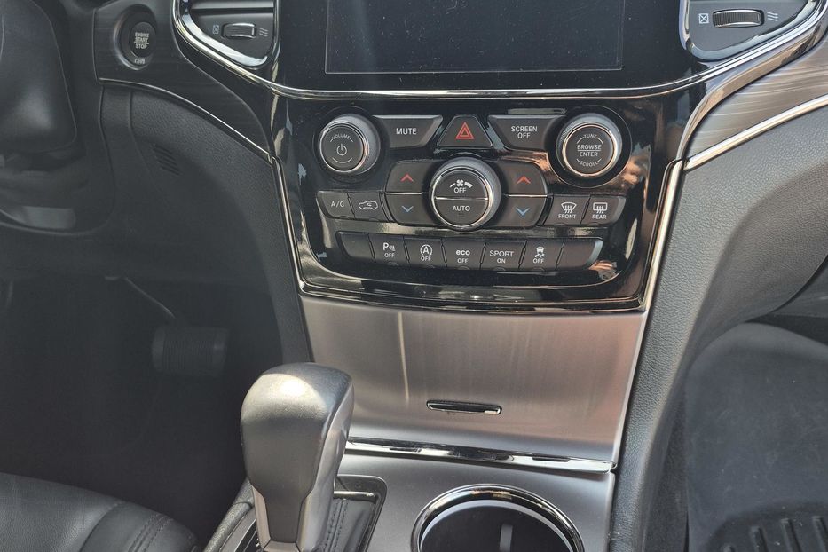 Продам Jeep Grand Cherokee Limited X (SRT) 2019 года в Киеве