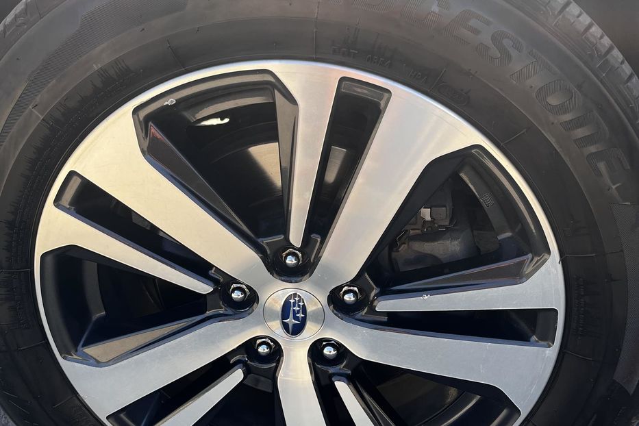 Продам Subaru Outback 3.6R-S CVT (256 к.с.) AWD 2017 года в г. Павлоград, Днепропетровская область