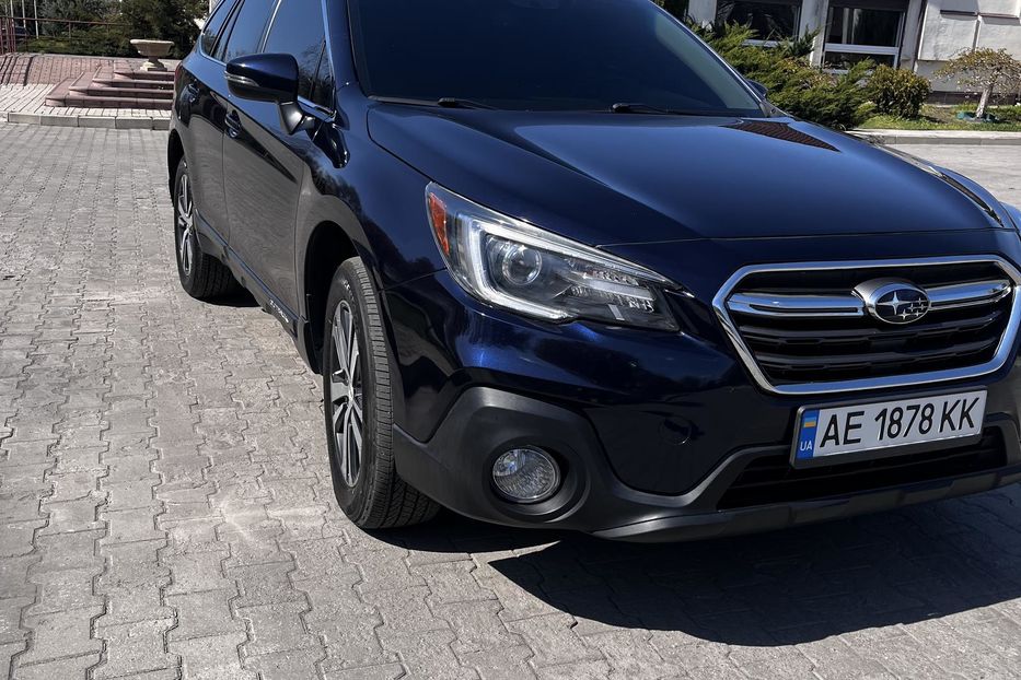 Продам Subaru Outback 3.6R-S CVT (256 к.с.) AWD 2017 года в г. Павлоград, Днепропетровская область