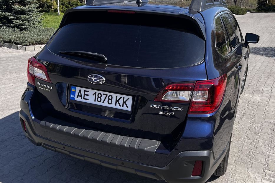 Продам Subaru Outback 3.6R-S CVT (256 к.с.) AWD 2017 года в г. Павлоград, Днепропетровская область