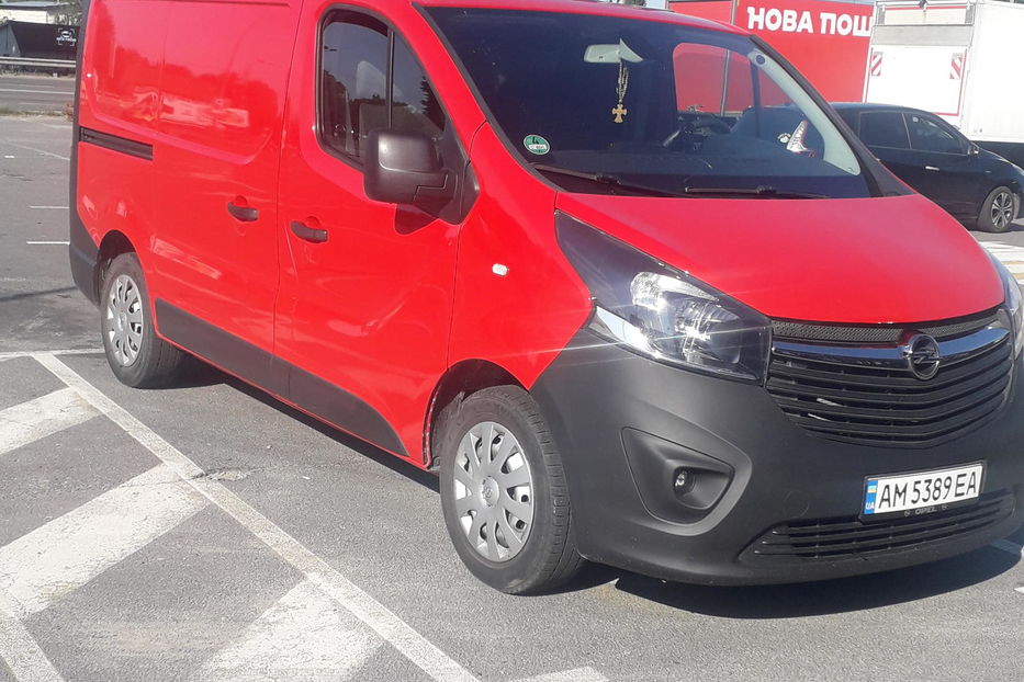 Продам Opel Vivaro груз. 2015 года в Киеве