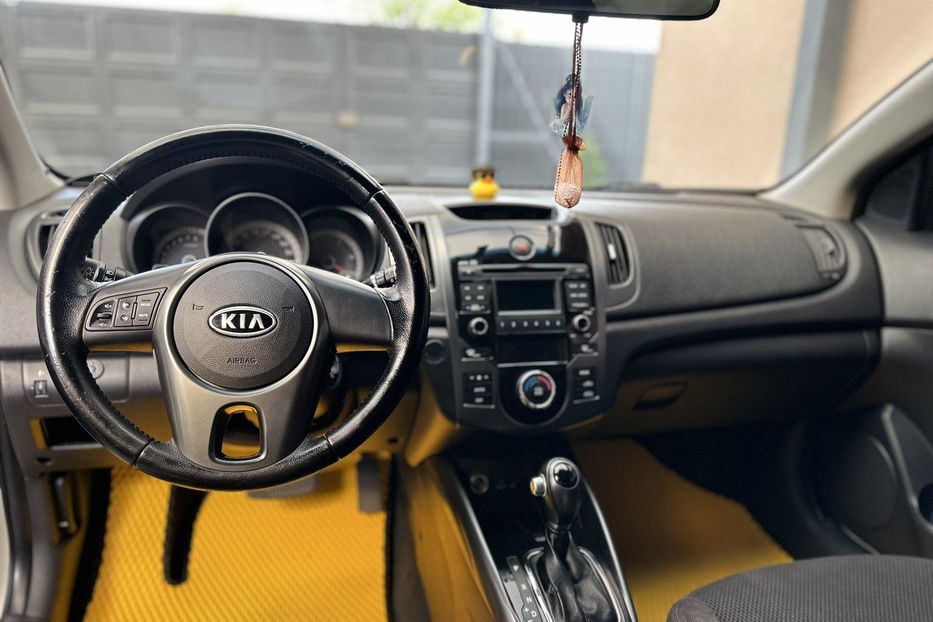 Продам Kia Cerato 2012 года в Днепре