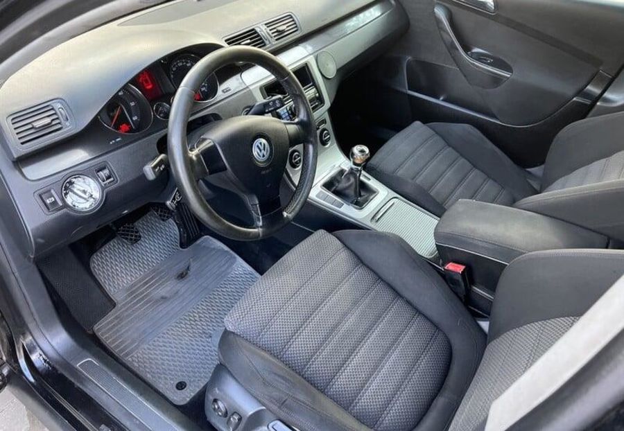 Продам Volkswagen Passat B6 2006 года в Харькове